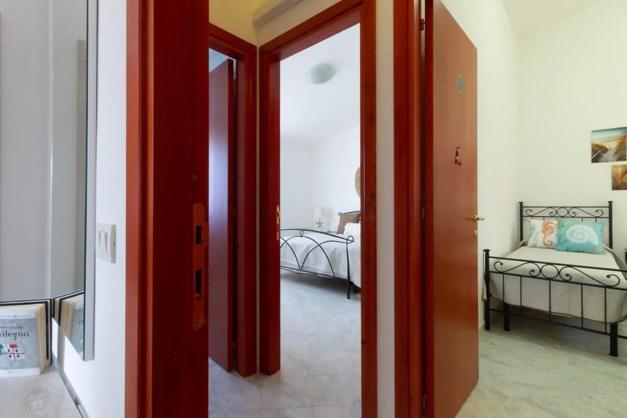 Donatello Home Stay - Villasimius 0*,  Italië