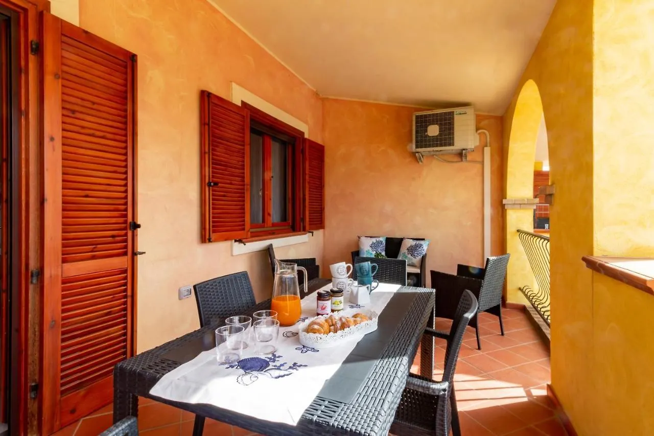 Donatello Home Stay - Villasimius Apartment